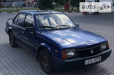 Opel Ascona  1985