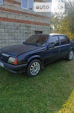 Opel Ascona  1986