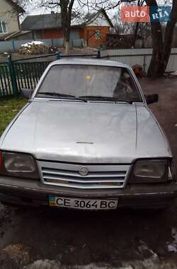 Opel Ascona 1986