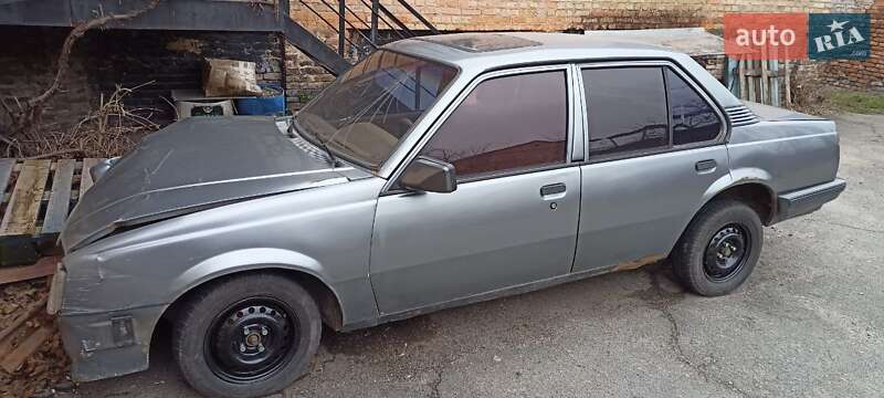 Седан Opel Ascona 1987 в Запорожье