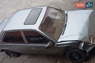 Седан Opel Ascona 1987 в Запорожье
