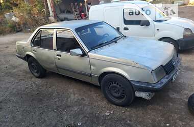 Opel Ascona  1987