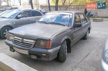 Opel Ascona  1988
