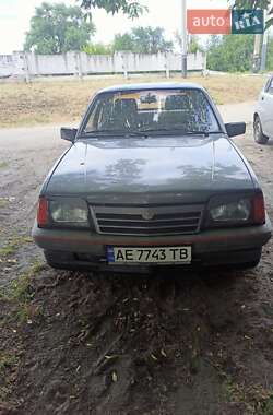 Opel Ascona  1986