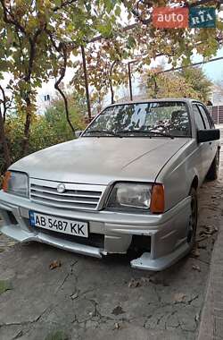 Opel Ascona  1988