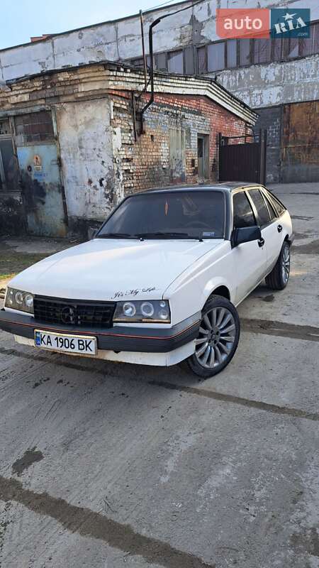 Хетчбек Opel Ascona 1987 в Києві