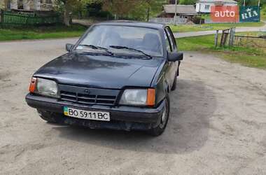 Opel Ascona  1988
