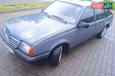 Opel Ascona  1987