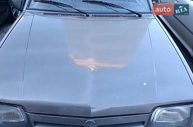 Седан Opel Ascona 1987 в Луцьку фото 6 Седан Opel Ascona 1987 в Луцьку