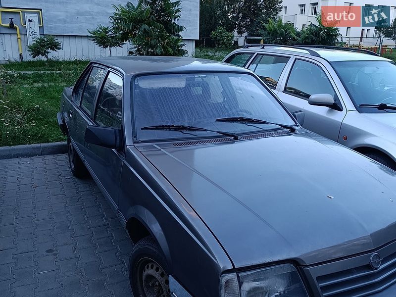 Седан Opel Ascona 1987 в Луцьку фото 8 Седан Opel Ascona 1987 в Луцьку