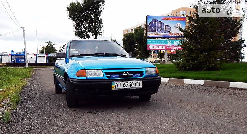 Opel Astra 1993 года