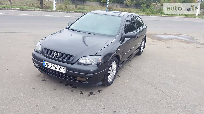 Opel Astra 2000 року