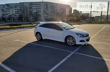 Opel Astra GTC Sport OPC Line  2009