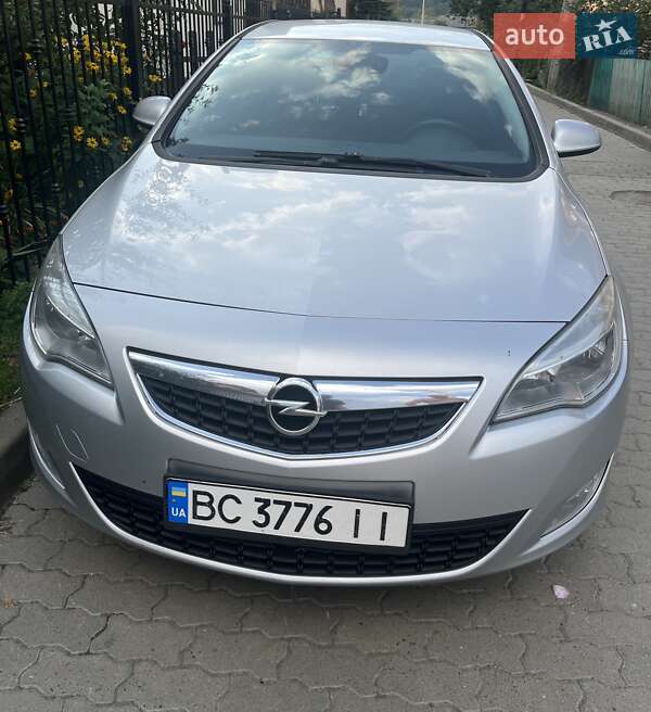 Opel Astra GTC