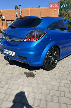 Opel Astra GTC  2006