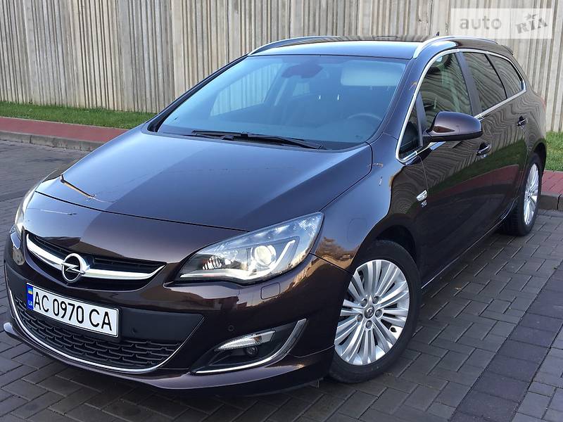Opel Astra 2013 року