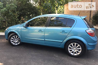 Opel Astra   2005