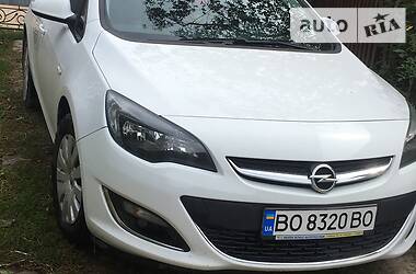 Opel Astra  2013