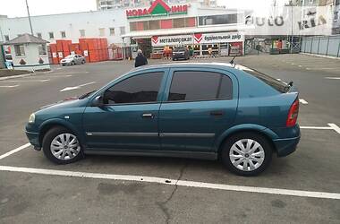 Opel Astra  2001