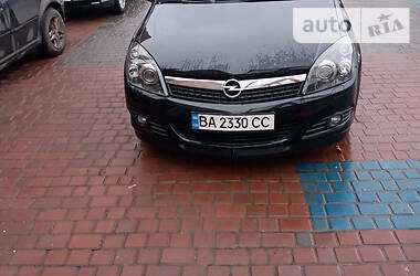 Opel Astra  2009