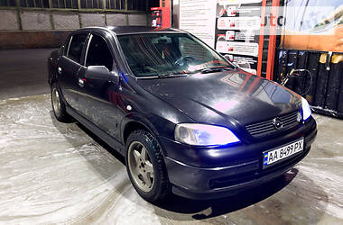 Opel Astra  2006