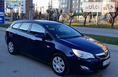 Opel Astra  2012