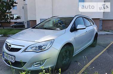 Opel Astra 1.7 cdti 2011