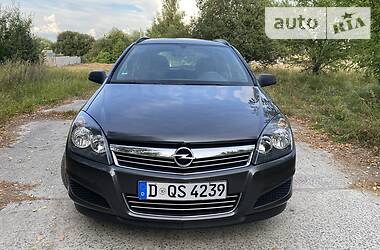 Opel Astra  2009