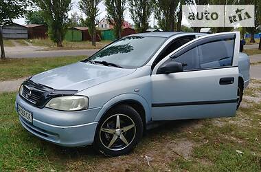 Opel Astra  2004