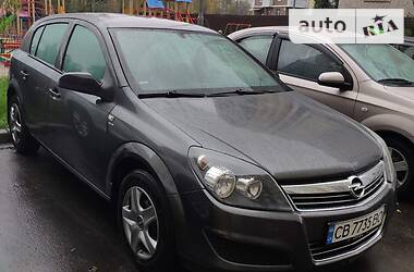 Opel Astra  2009