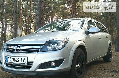 Opel Astra cosmo 2010