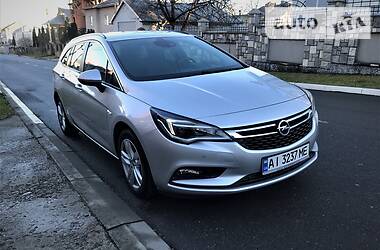 Opel Astra ST 136ks NAVI 2017