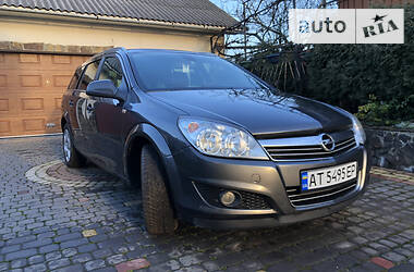 Opel Astra Navi KOZHA PODOGREVY 2010