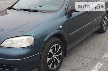 Opel Astra  2004