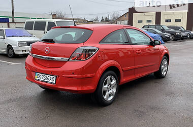 Opel Astra GTC 2008