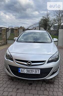 Opel Astra  2013