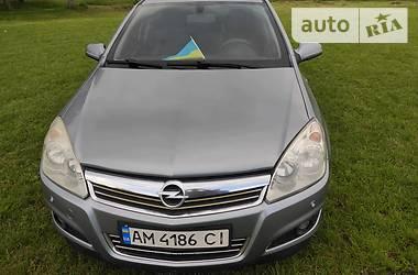 Opel Astra  2008