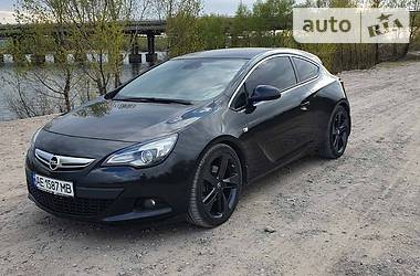 Opel Astra  2013