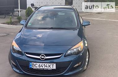 Opel Astra Sports Tourer  2014