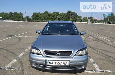 Opel Astra  2004