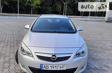 Opel Astra SPORTS TOURER 2012