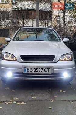 Opel Astra  2002