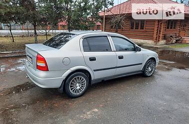 Opel Astra  2008