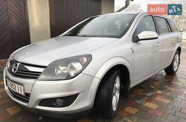 Opel Astra 2010