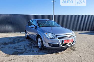 Opel Astra  2004