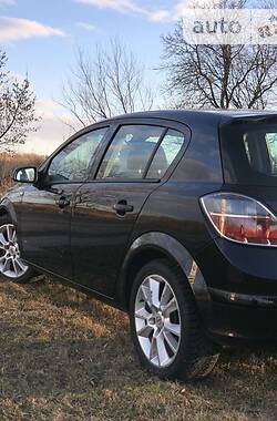 Opel Astra  2007