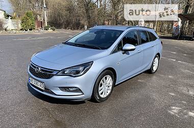 Opel Astra  2016