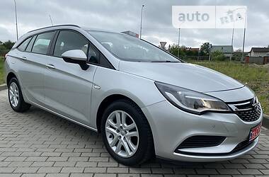 Opel Astra  2018