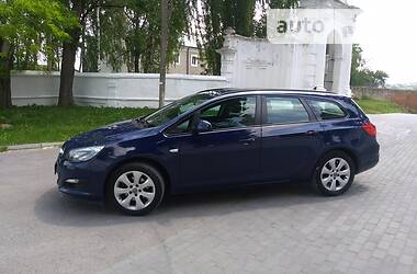 Opel Astra  2015