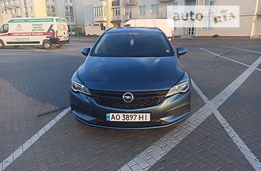 Opel Astra  2017